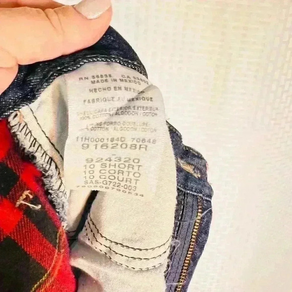 Cabela's Women's 10 Short flannel lined jeans. Straight Leg Denim. Buffalo Red - Picture 7 of 10